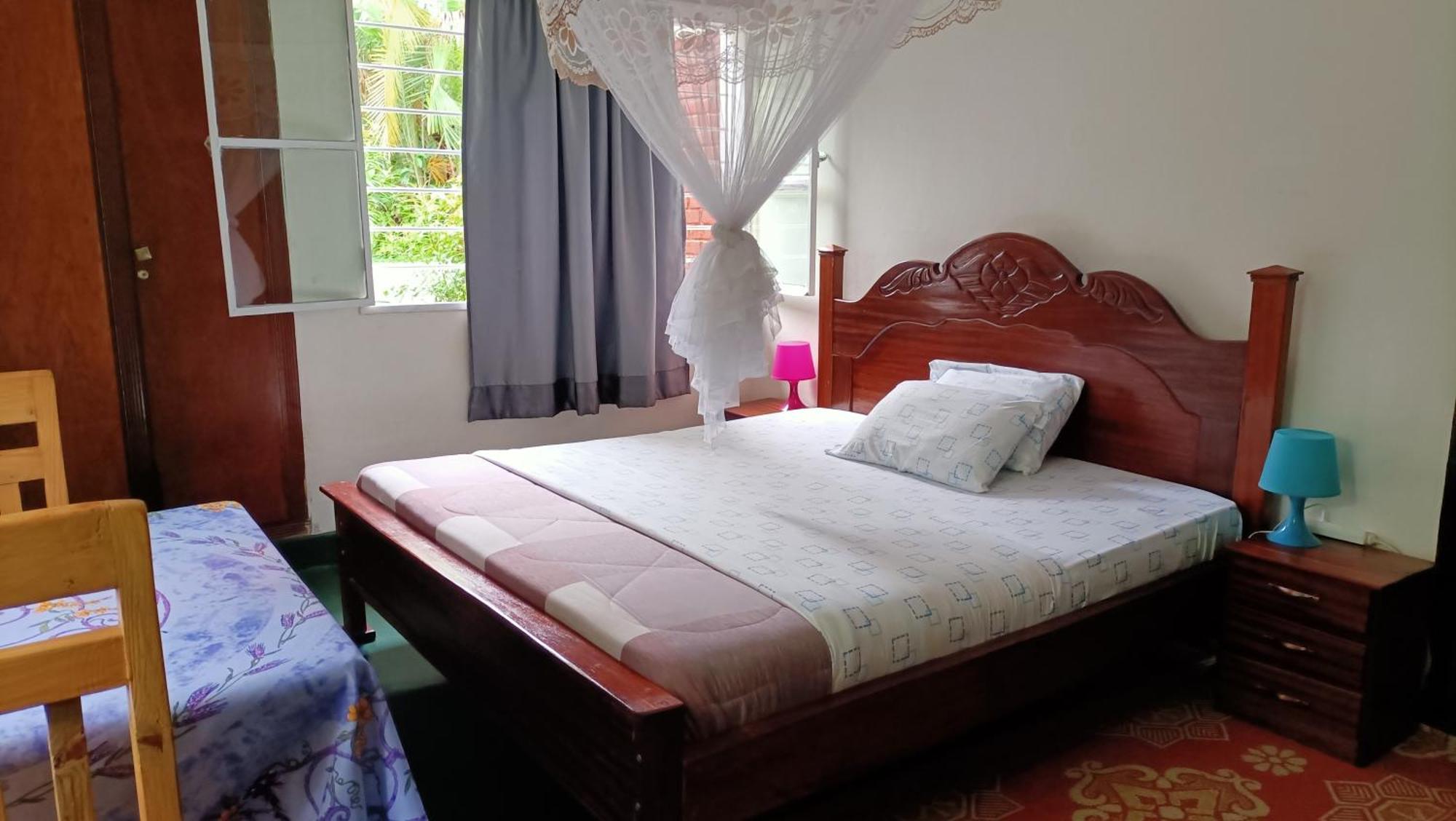 Colibri Taverne & Guest House Gisenyi Rom bilde